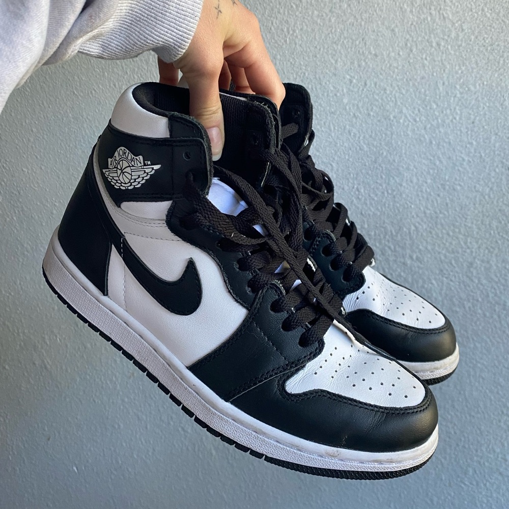 Air Jordan 1 Mid